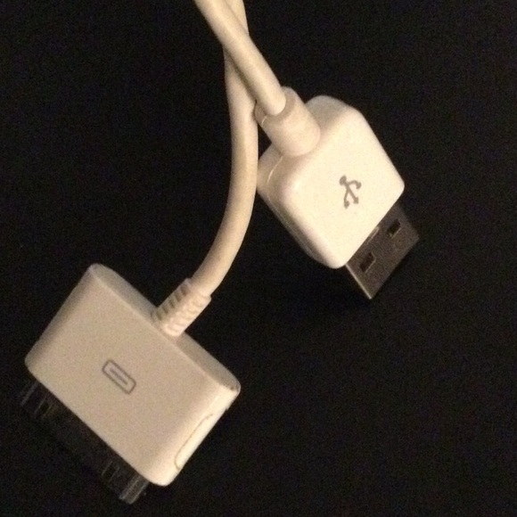 Apple iPod Nano, Model A1137, 2GB - Picture 3 of 4